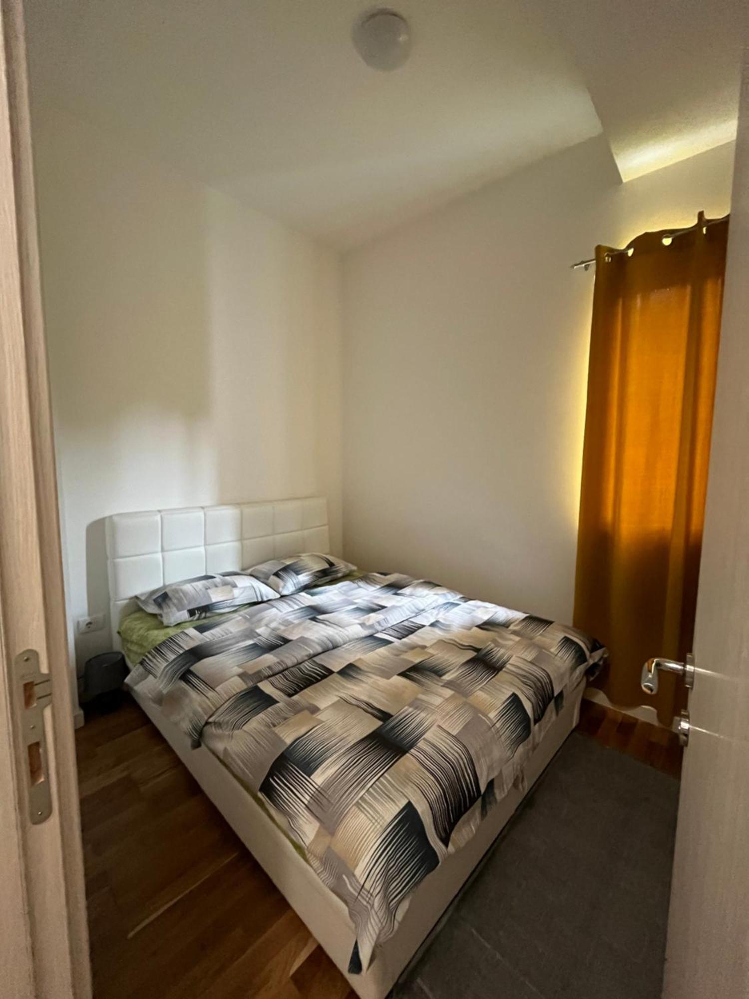 Apartment Dora Цетине Экстерьер фото
